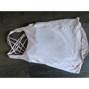 Lululemon workout top